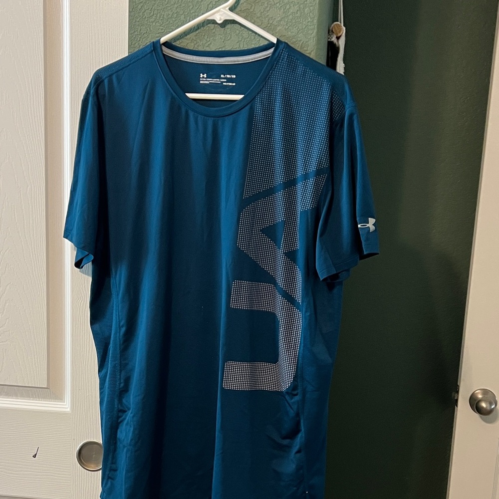 Under Armour Men’s Teal Short-Sleeve Performance Shirt
